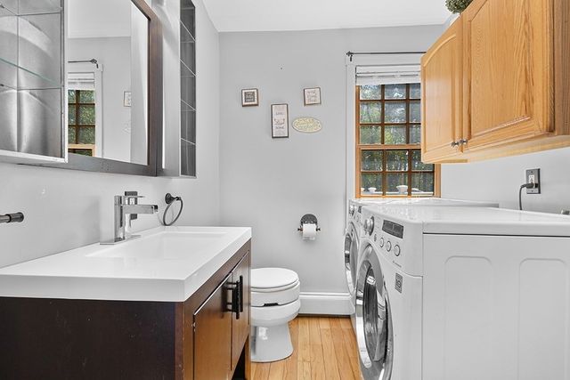 52 Morse St, Foxboro, MA 02035