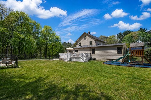 52 Morse St, Foxboro, MA 02035