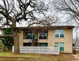 109 Wildwood Court C, Grapevine, TX 76051