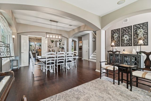 407 Mesa Cyn, San Antonio, TX 78258