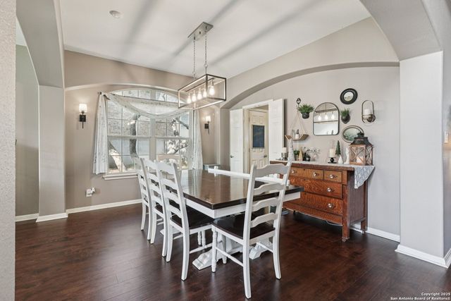 407 Mesa Cyn, San Antonio, TX 78258