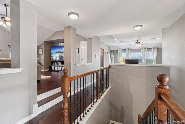 407 Mesa Cyn, San Antonio, TX 78258