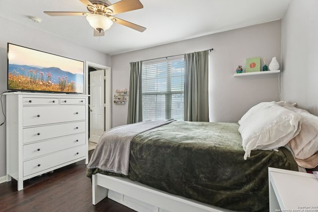 407 Mesa Cyn, San Antonio, TX 78258