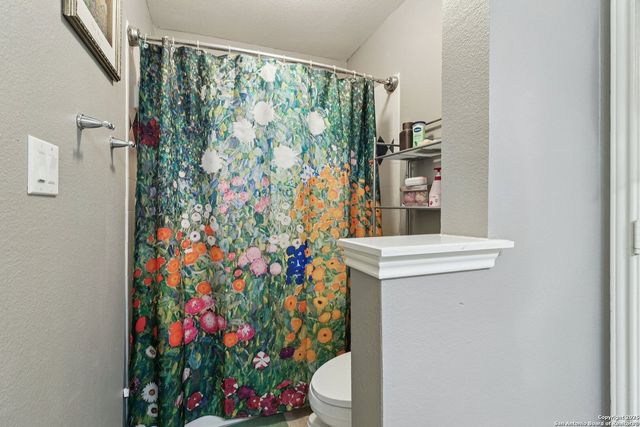 407 Mesa Cyn, San Antonio, TX 78258