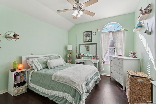 407 Mesa Cyn, San Antonio, TX 78258