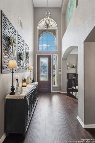 407 Mesa Cyn, San Antonio, TX 78258