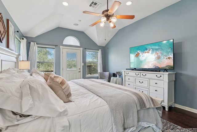 407 Mesa Cyn, San Antonio, TX 78258