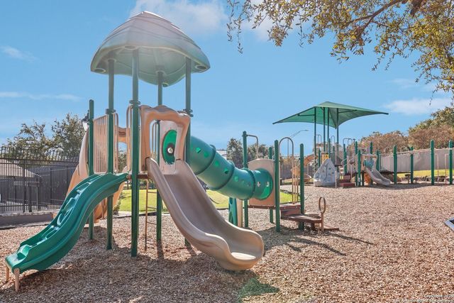 407 Mesa Cyn, San Antonio, TX 78258