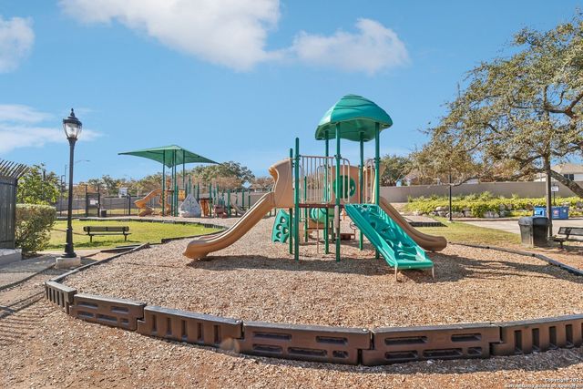 407 Mesa Cyn, San Antonio, TX 78258