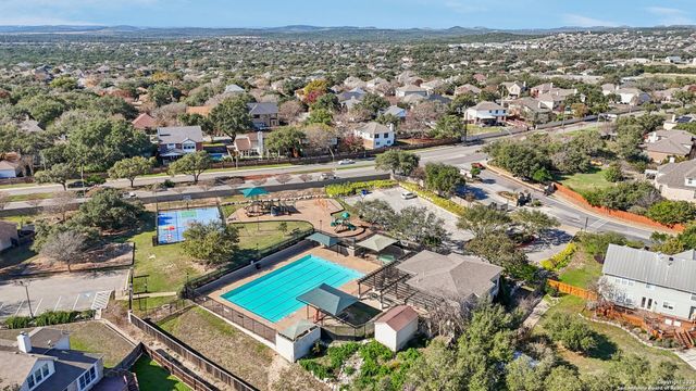 407 Mesa Cyn, San Antonio, TX 78258