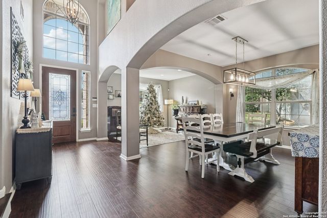 407 Mesa Cyn, San Antonio, TX 78258