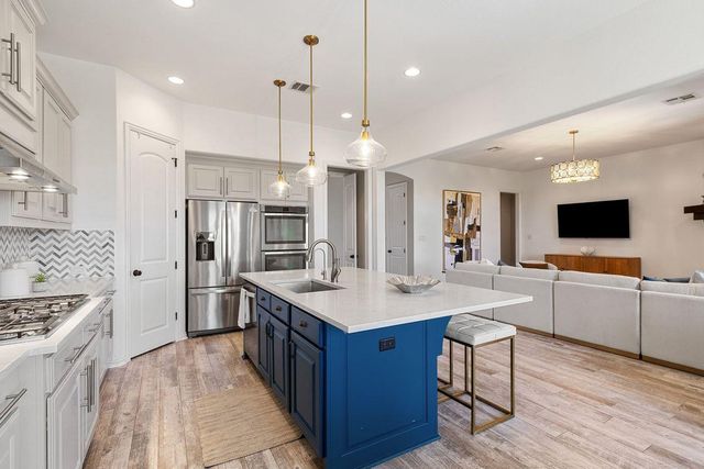 8804 Flycatcher CT, Austin, TX 78738