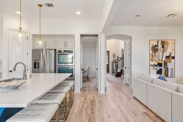8804 Flycatcher CT, Austin, TX 78738