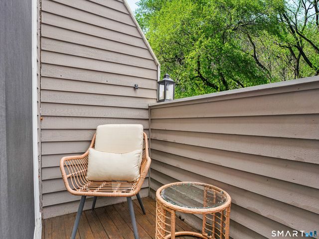 453 East Putnam Avenue 4B, Greenwich, CT 06807