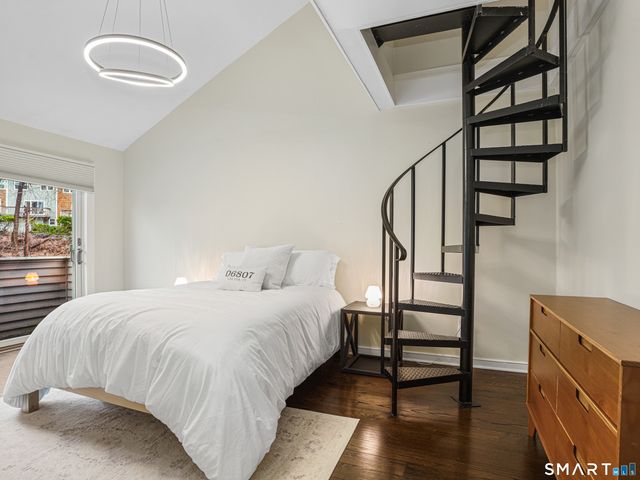 453 East Putnam Avenue 4B, Greenwich, CT 06807