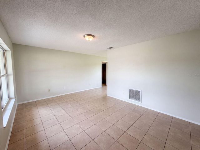 1262 PADGETT CIRCLE, Lady Lake, FL 32159