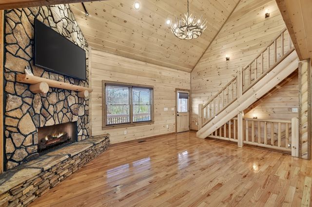 17 Dial Mountain Drive, Blue Ridge, GA 30513