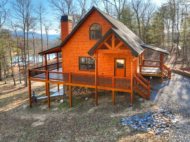 17 Dial Mountain Drive, Blue Ridge, GA 30513