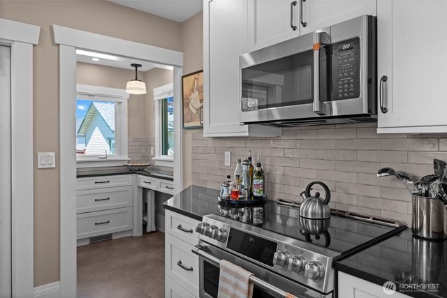 3919 N 9th Street, Tacoma, WA 98406
