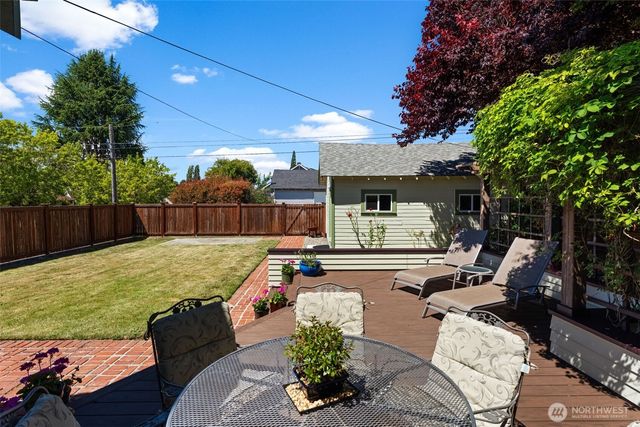 3919 N 9th Street, Tacoma, WA 98406