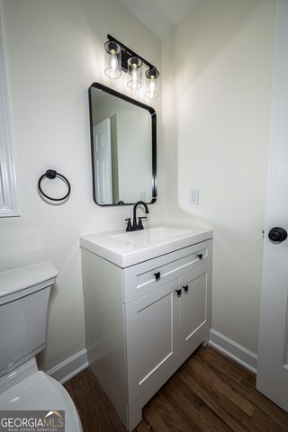 3821 Oxford Way E, Marietta, GA 30062