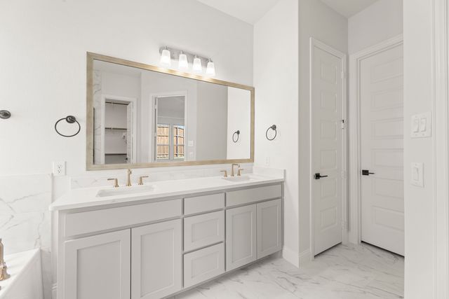 8505 Watersway Drive, Rowlett, TX 75088