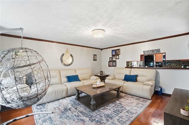 6375 Greenfield Way, Huber Heights, OH 45424