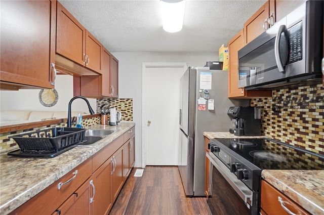 6375 Greenfield Way, Huber Heights, OH 45424