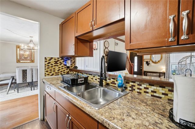 6375 Greenfield Way, Huber Heights, OH 45424