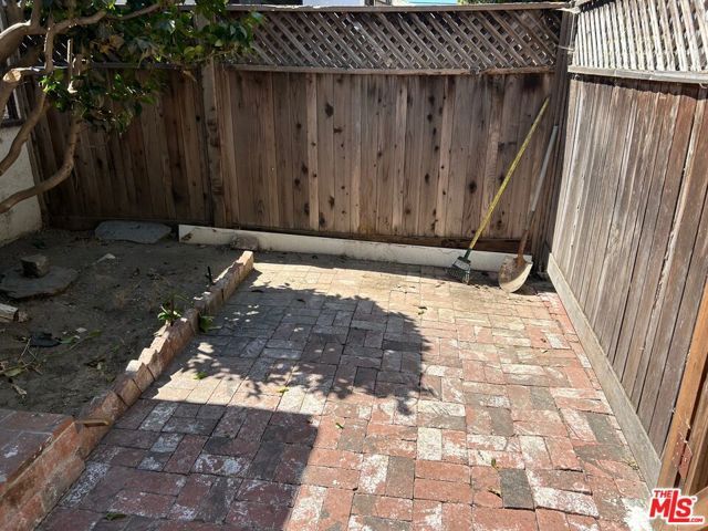 1444 Yale Street A, Santa Monica, CA 90404