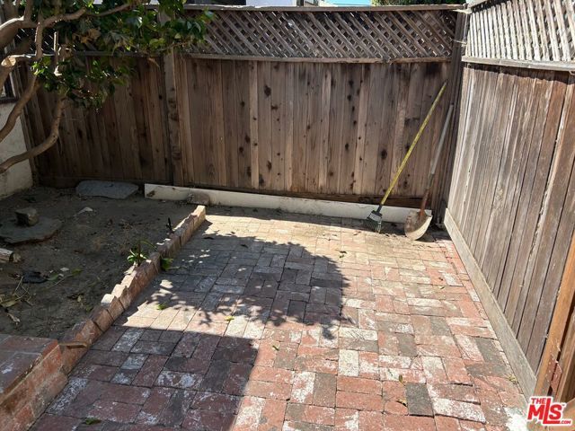 1444 Yale Street A, Santa Monica, CA 90404