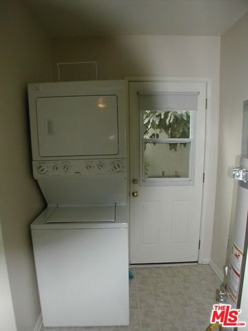 1444 Yale Street A, Santa Monica, CA 90404