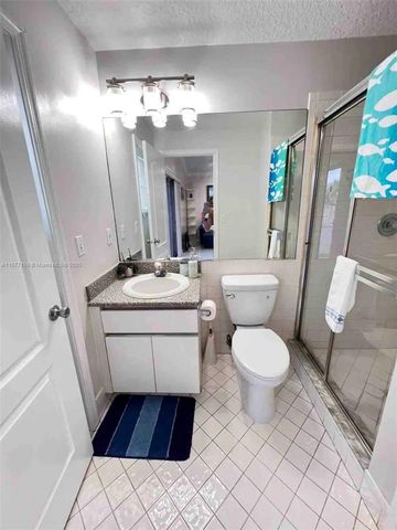 411 SE 7th St, Dania Beach, FL 33004