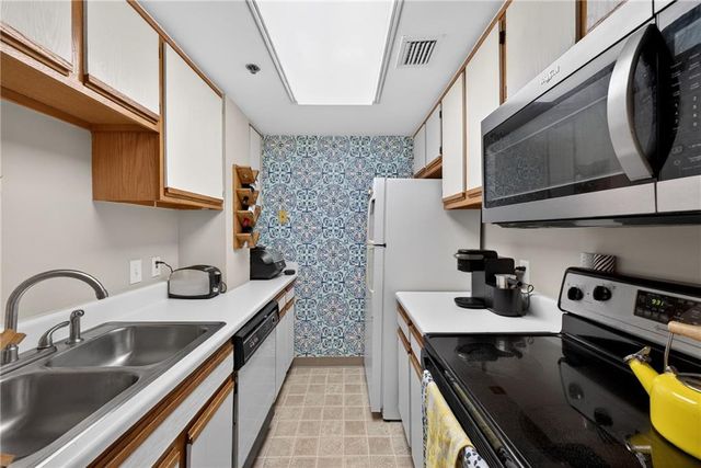 1280 W Peachtree Street NW 2502, Atlanta, GA 30309