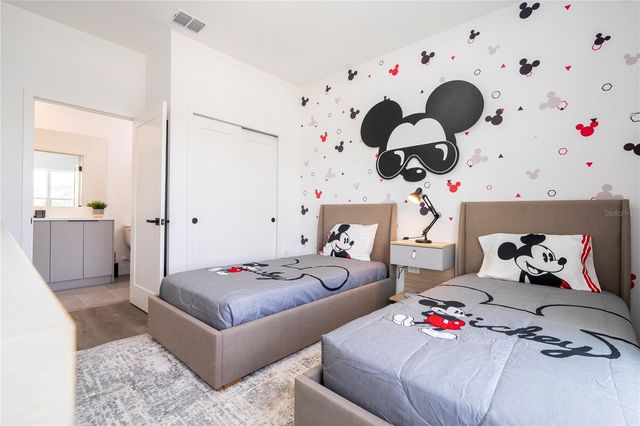 9070 HAYMAN LANE, Kissimmee, FL 34747