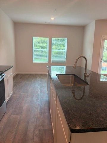 8333 Columbia Court, Palmetto, GA 30268
