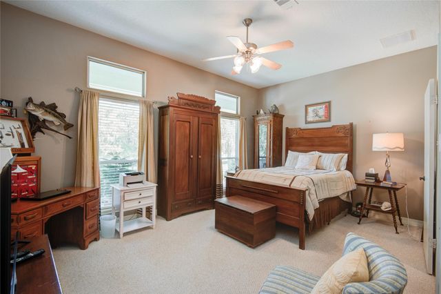 108 Buffalo Trail, Lake Jackson, TX 77566