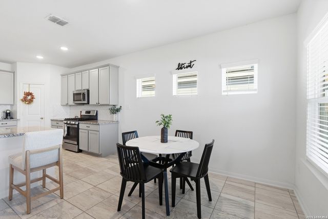 243 Hunters Brook, San Antonio, TX 78253