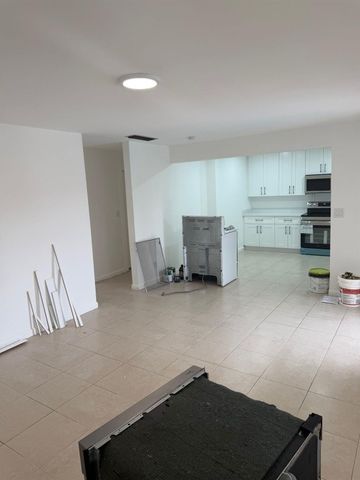 4524 SW 54th Street 603-W, Dania Beach, FL 33314