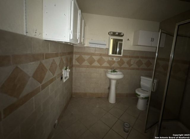 1635 Lakeview, Canyon Lake, TX 78133