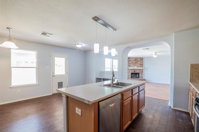 1304 Knippa CV, Hutto, TX 78634