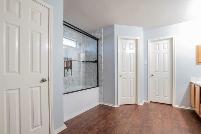 1304 Knippa CV, Hutto, TX 78634