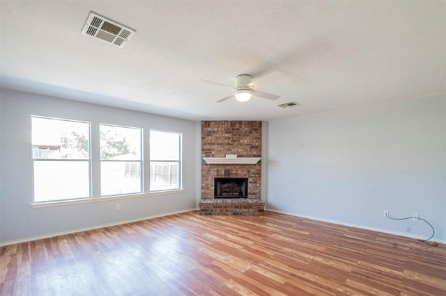 1304 Knippa CV, Hutto, TX 78634