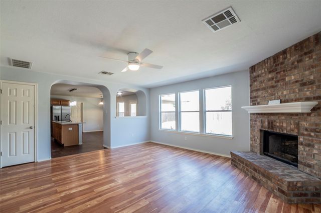 1304 Knippa CV, Hutto, TX 78634
