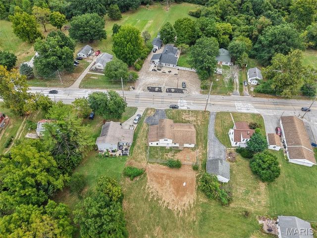 4620 N Alby Road, Godfrey, IL 62035
