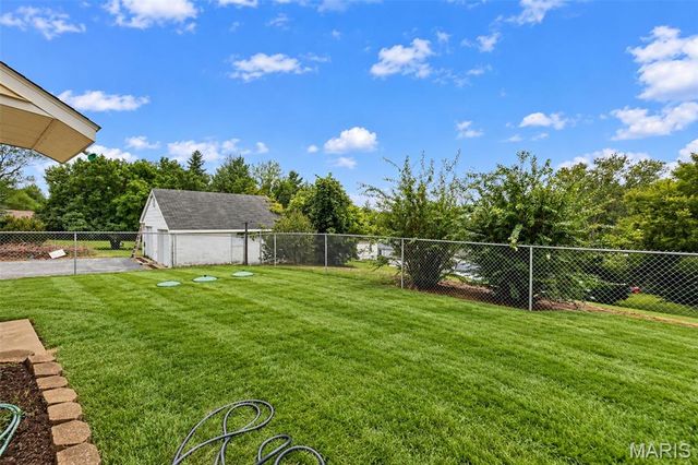 4620 N Alby Road, Godfrey, IL 62035