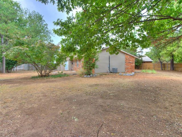 805 Bass Court, Norman, OK 73072