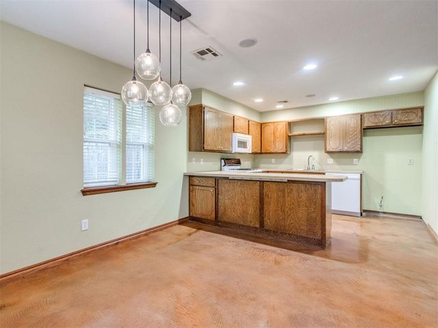 805 Bass Court, Norman, OK 73072