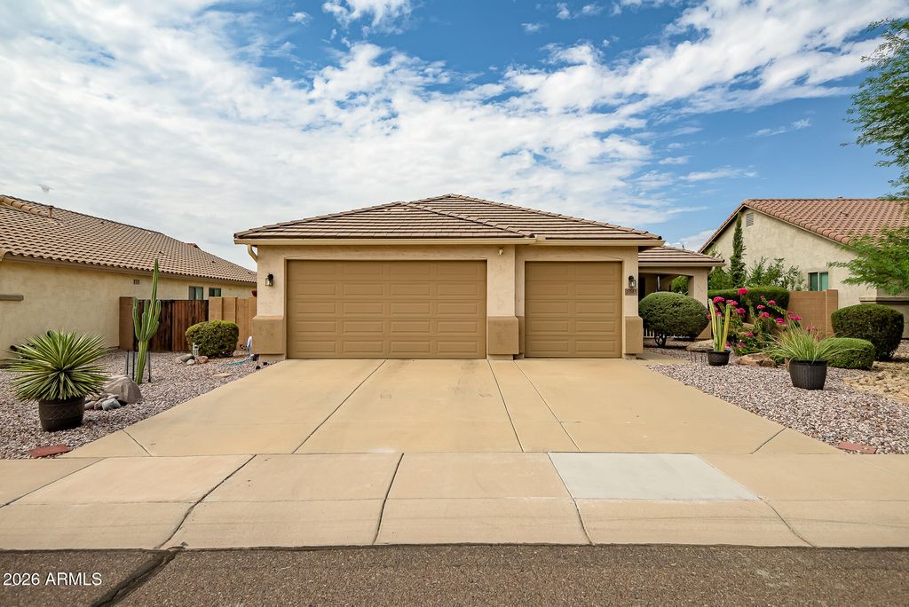 2945 W GOLDMINE MOUNTAIN Drive, San Tan Valley, AZ 85144 — photo 2