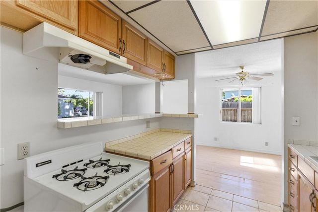 8225 Foxhall Drive, Huntington Beach, CA 92646